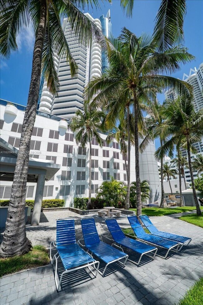 Building Photo - 6301 Collins Ave