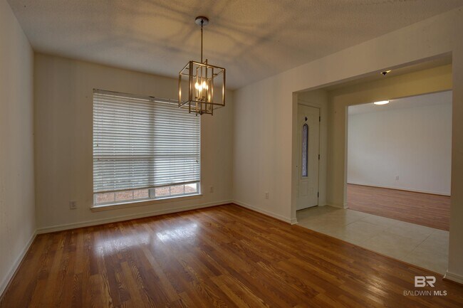 Building Photo - 139 Destrehan Rd
