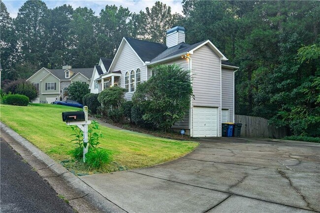 Building Photo - 3601 Anna Ln
