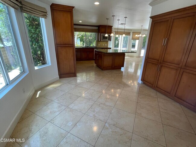 Building Photo - 29104 Laro Dr
