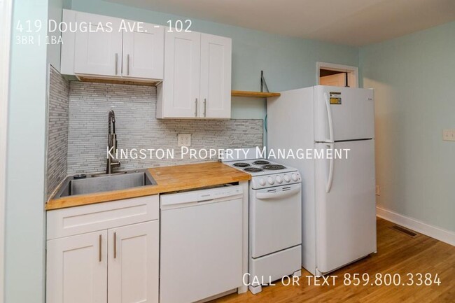 Building Photo - Newly Remodeled 3 Bedroom Now Available!!!...