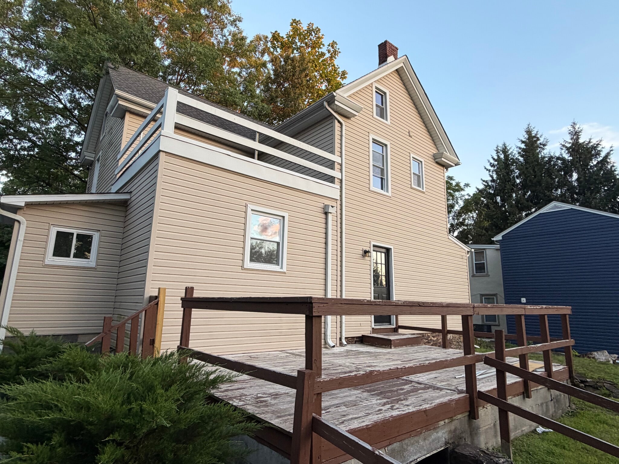 Building Photo - 722 Hilltown Pike