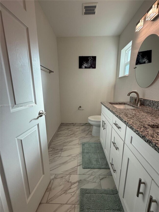 Building Photo - 4103 Loretto Ave