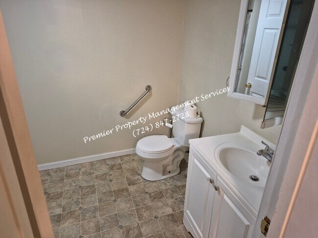 Building Photo - 1616 Tyler St