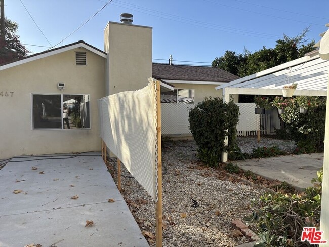 Building Photo - 7465 N Forbes Ave