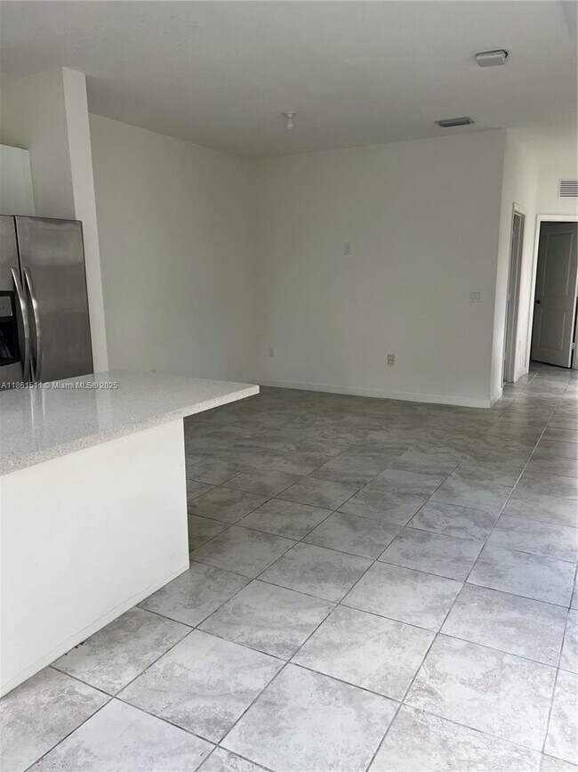 Building Photo - 316 NE 208th Terrace