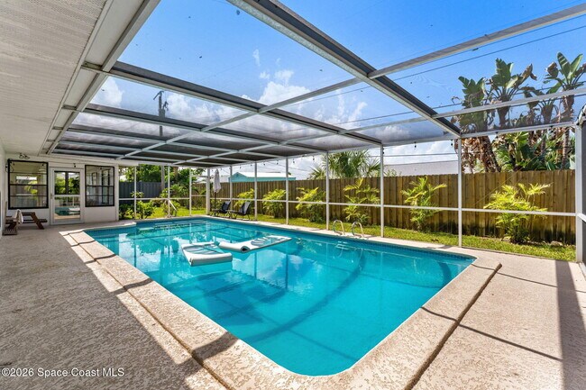 Building Photo - 440 Coconut Dr