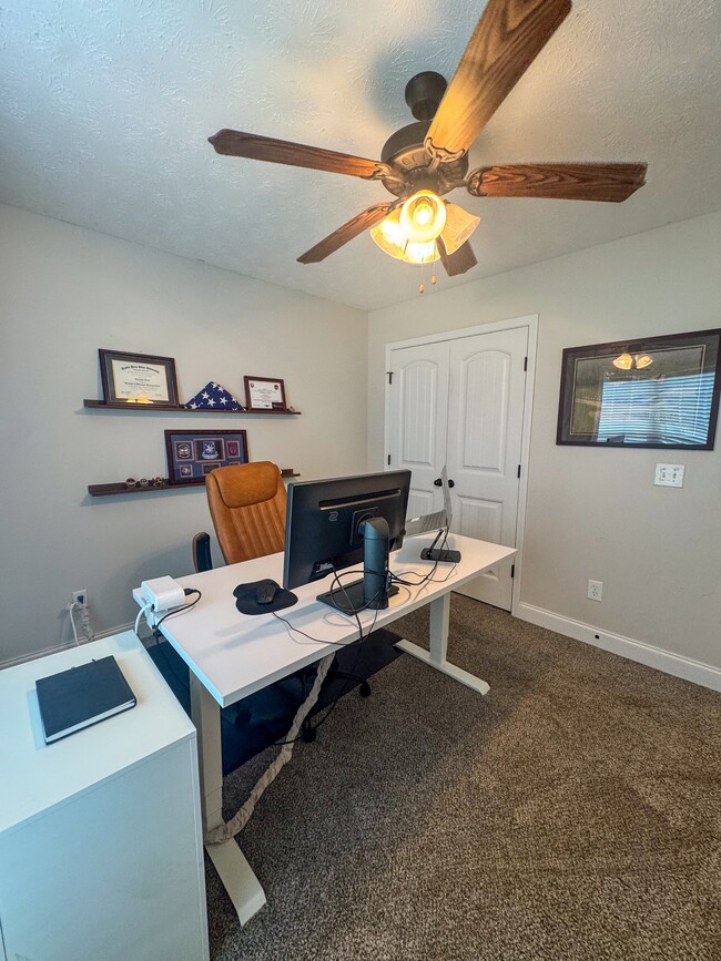 Building Photo - 127 Lee Rd 2181