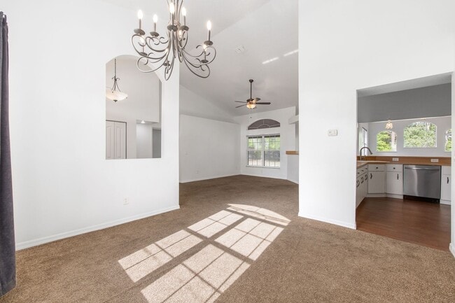 Building Photo - 7860 SW 204th Ave