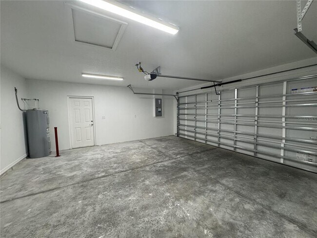 Building Photo - 826 Birch Ave