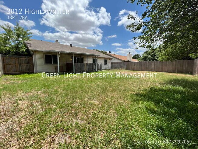 Building Photo - 3012 Highlawn Terrace