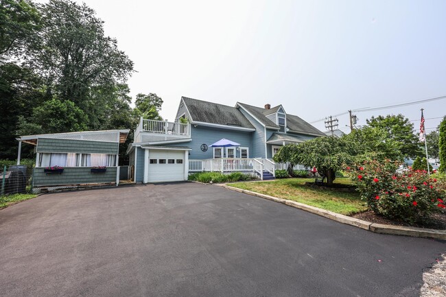 Building Photo - 90 Merrimack St