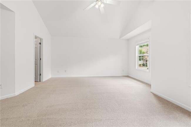 Building Photo - 350 Creek Manor Way