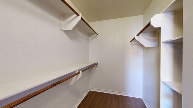 Building Photo - 3007 Towers Pkwy