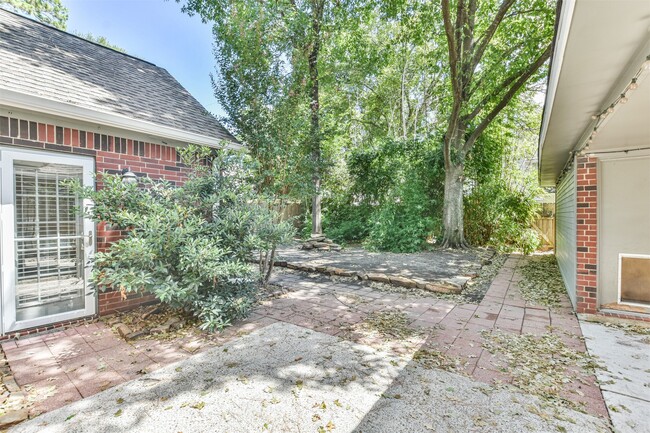 Building Photo - 13006 Peach Meadow Dr