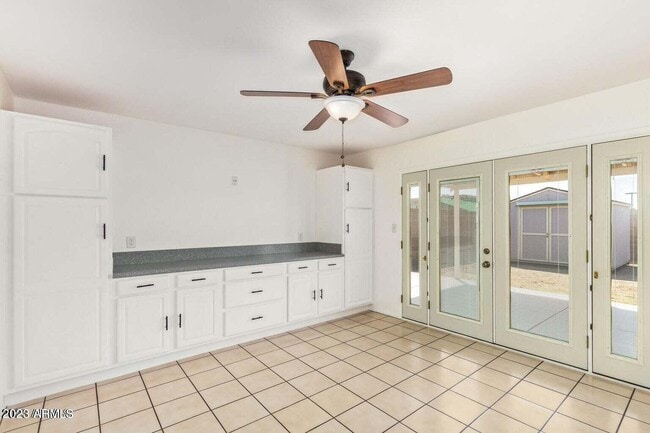 Building Photo - 5449 W Sierra St