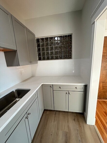 Building Photo - 108 Bristol Rd