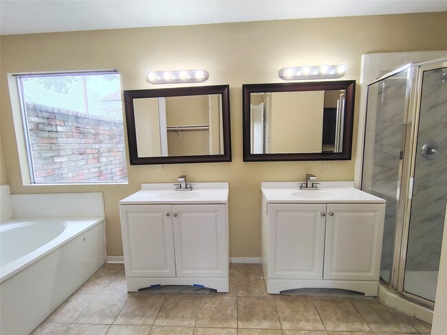 Building Photo - 4407 Waterfall Way