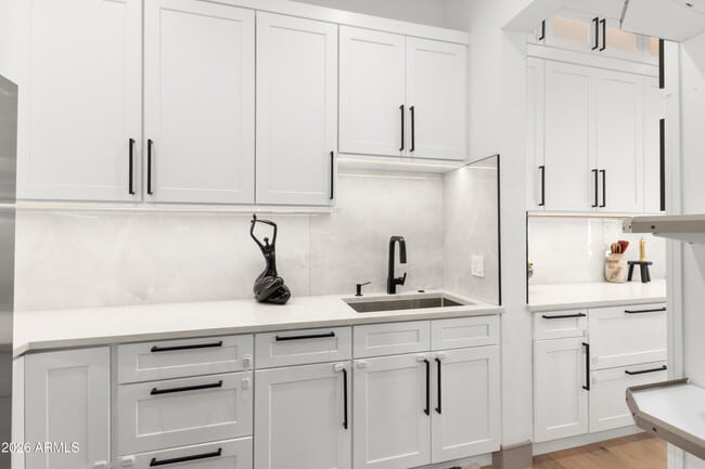 Building Photo - 2912 E Pierson St