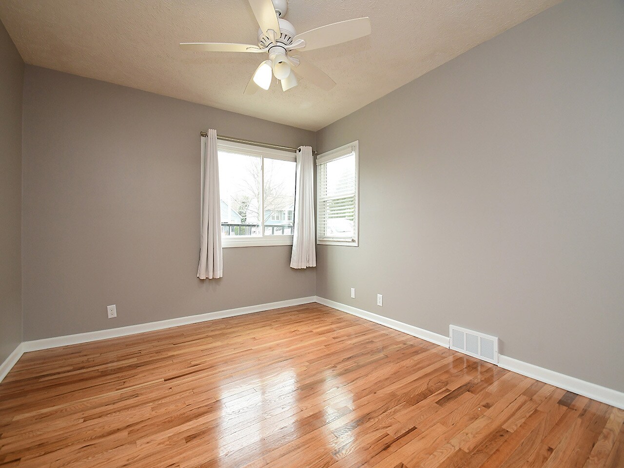 Building Photo - 6939 Binney St