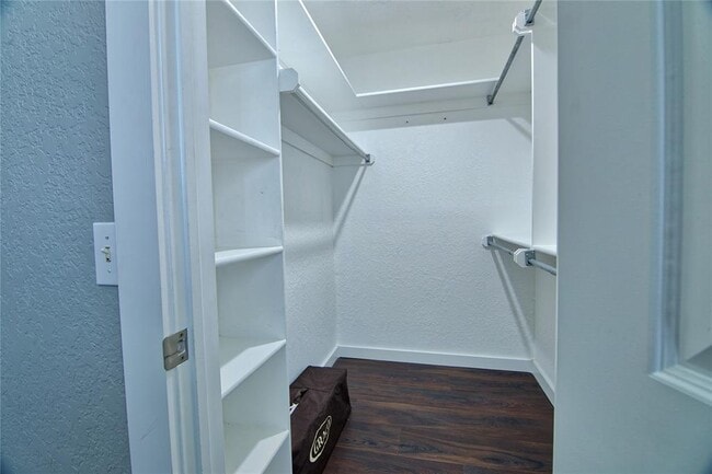 Building Photo - 2924 Canyon Oaks Ct