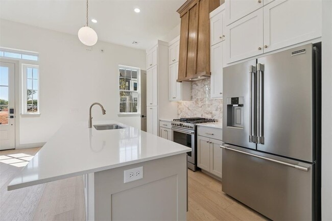 Building Photo - 18835 Selah Wy