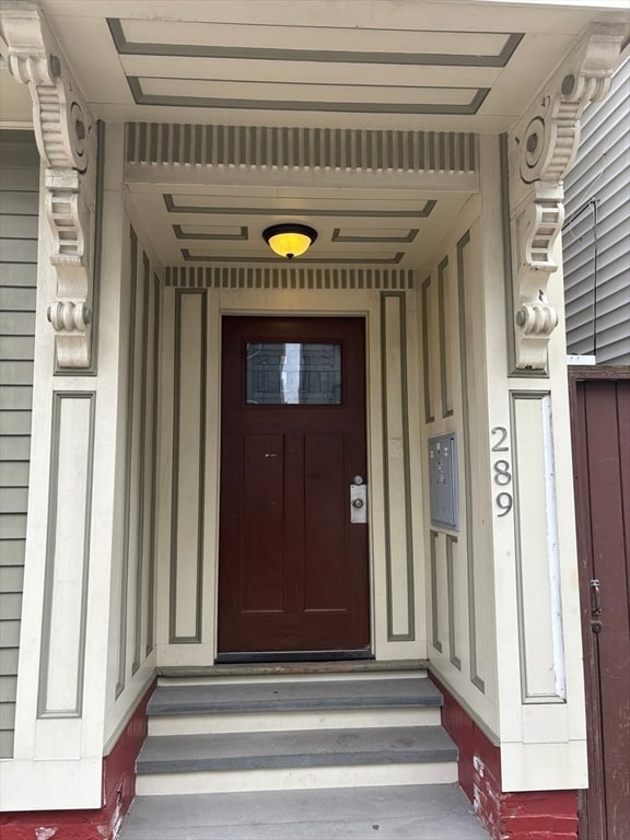 Building Photo - 289 Chelsea St