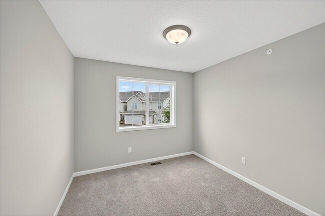 Building Photo - Rent this Brand New Townhome!