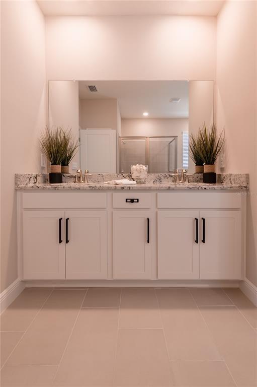 Building Photo - 5246 Grove Mill Loop