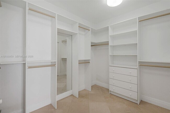 Building Photo - 8855 Collins Ave