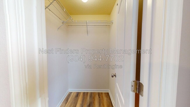 Building Photo - 72 Whitland Wy