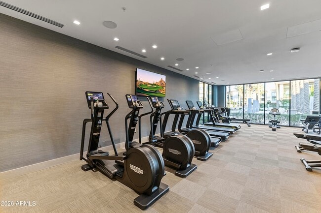 Building Photo - 6587 N Palmeraie Blvd