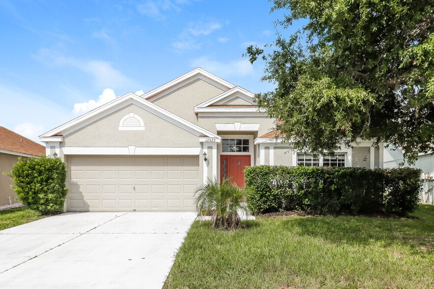 Primary Photo - 12525 Midpointe Dr
