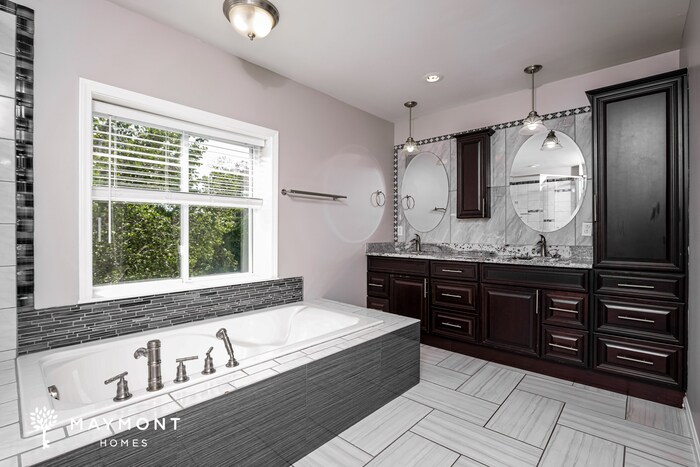 Building Photo - 6333 Willowlawn Dr