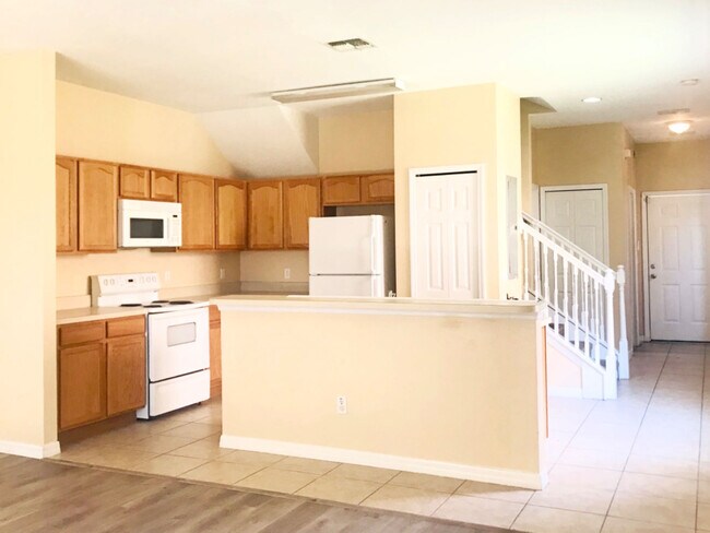 Building Photo - 1707 Retreat Cir