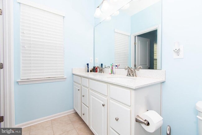 Building Photo - 4559 Tinder Box Cir