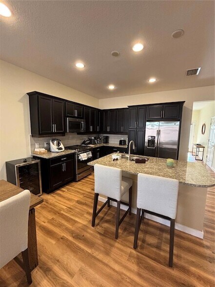 Building Photo - 5235 NW 33rd Pl