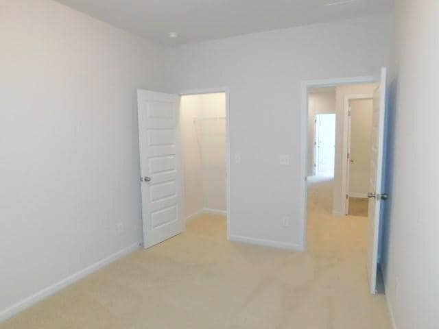 Building Photo - 143 Sawgrass Dr