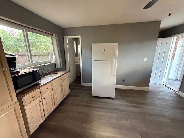 Building Photo - 4148 SW 24th St