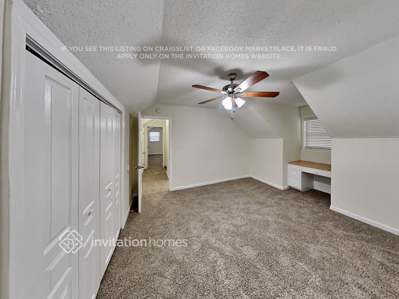 Building Photo - 3550 Valley Dr SW