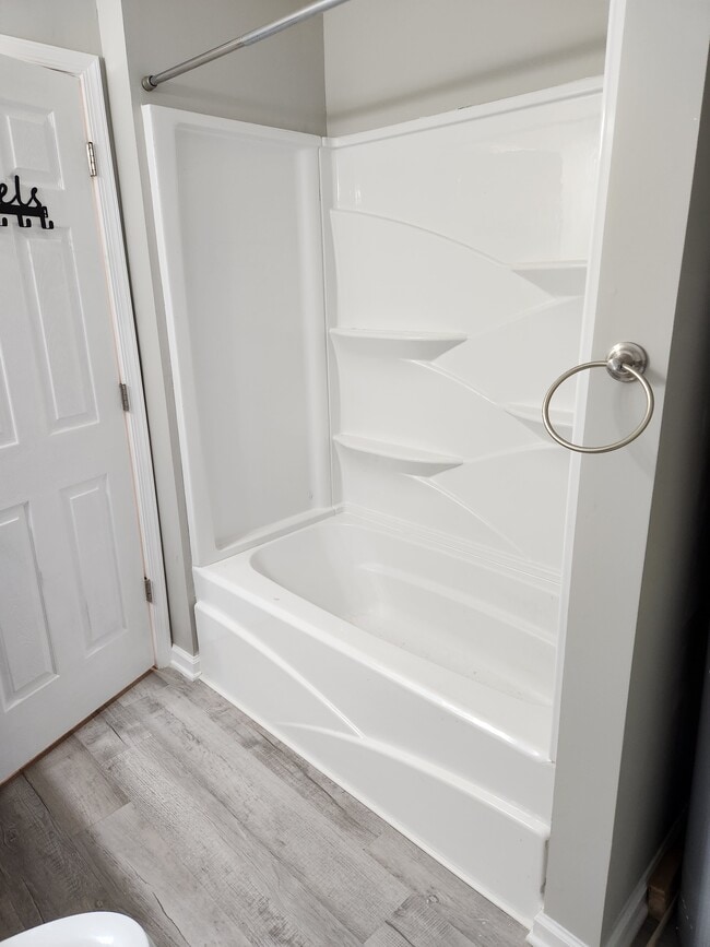 Building Photo - 1214 St James St