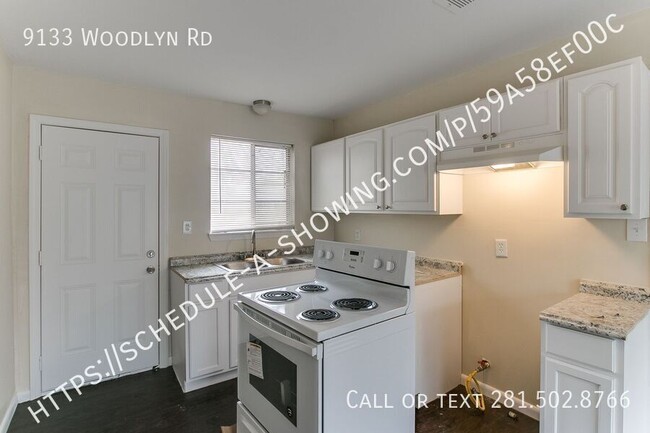 Building Photo - 9133 Woodlyn Rd