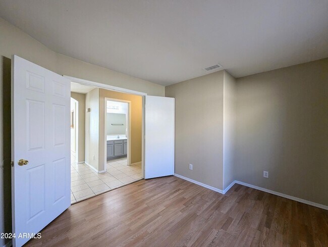 Building Photo - 7059 W Gardenia Ave