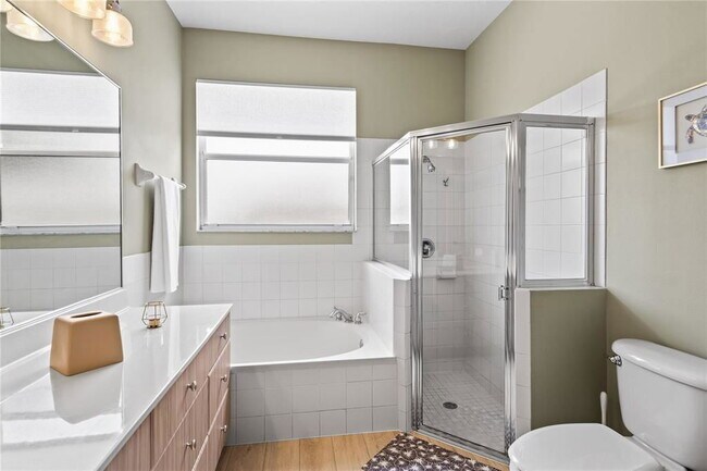 Building Photo - 5101 SW 134th Ave
