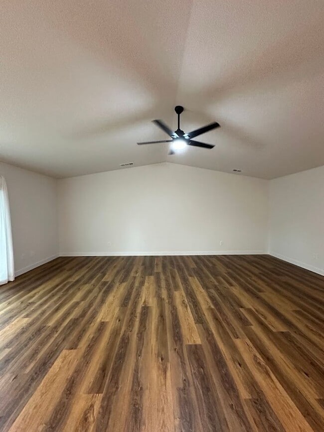Building Photo - Updated Home with Island Kitchen, LVP Flooring, and Yard Care Included!
