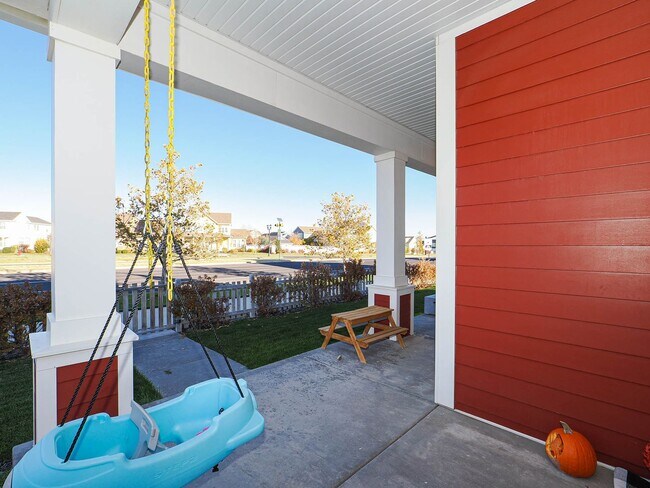 Building Photo - Beautiful House in Excellent Daybreak Loca...