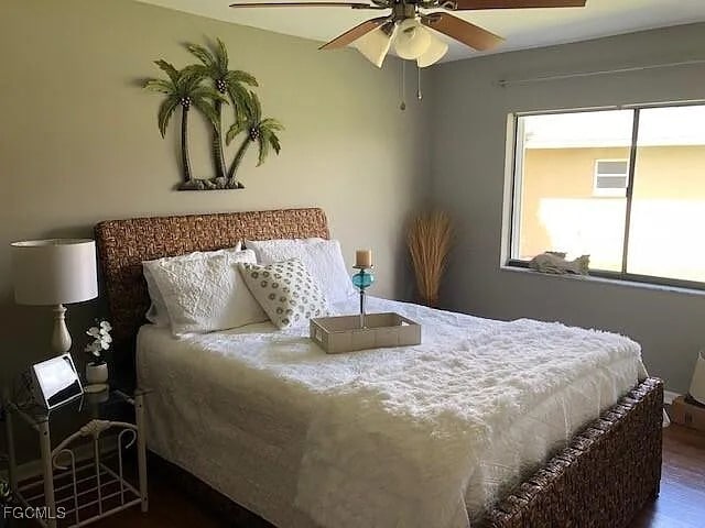 Building Photo - 2321 SE 5th Ct