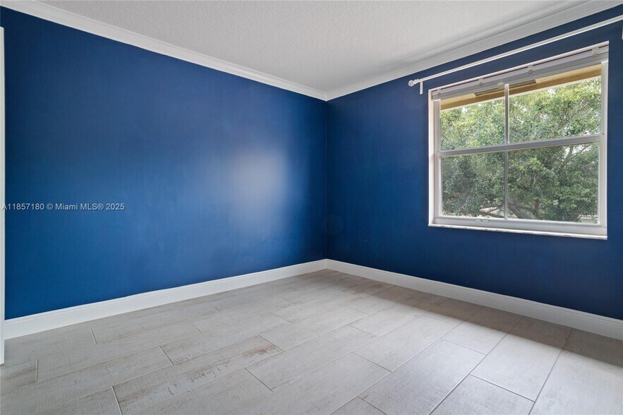 Building Photo - 15141 SW 49th St