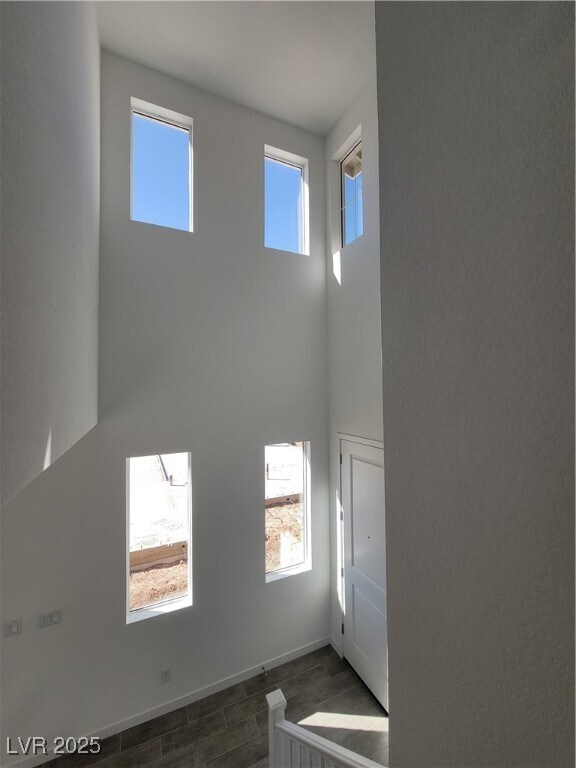 Building Photo - 187 Jaldena Ln