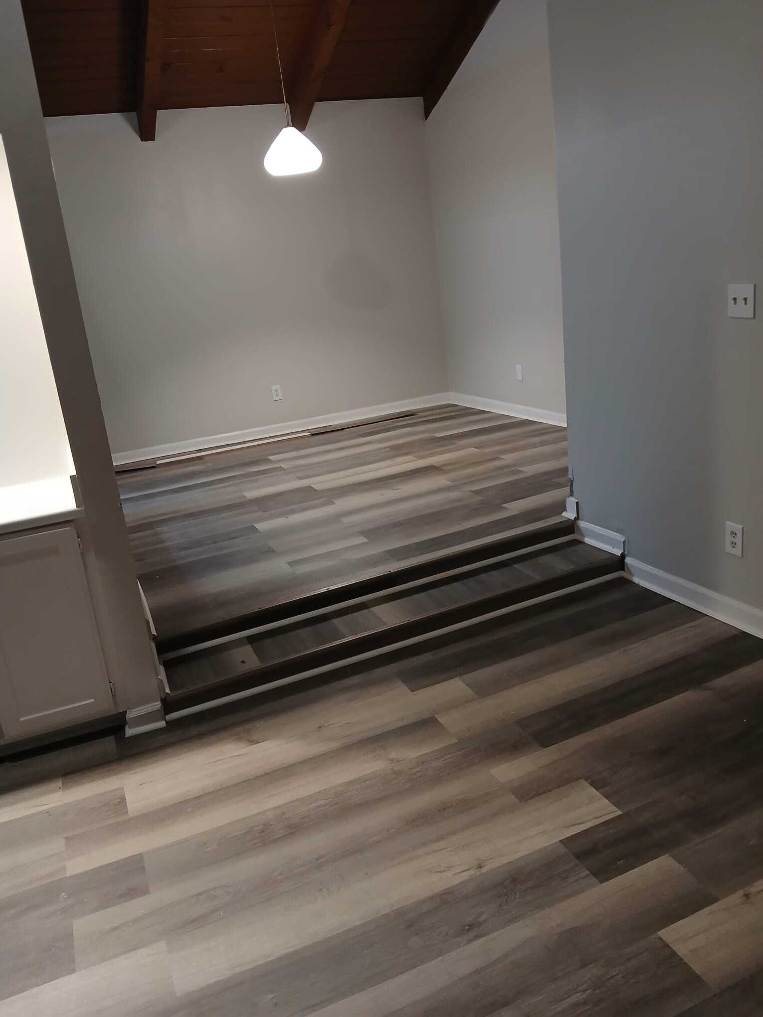 Building Photo - 3575 Oakvale Rd